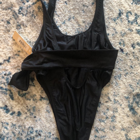 NWT Black One Piece Swimsuit - Picture 8 of 8